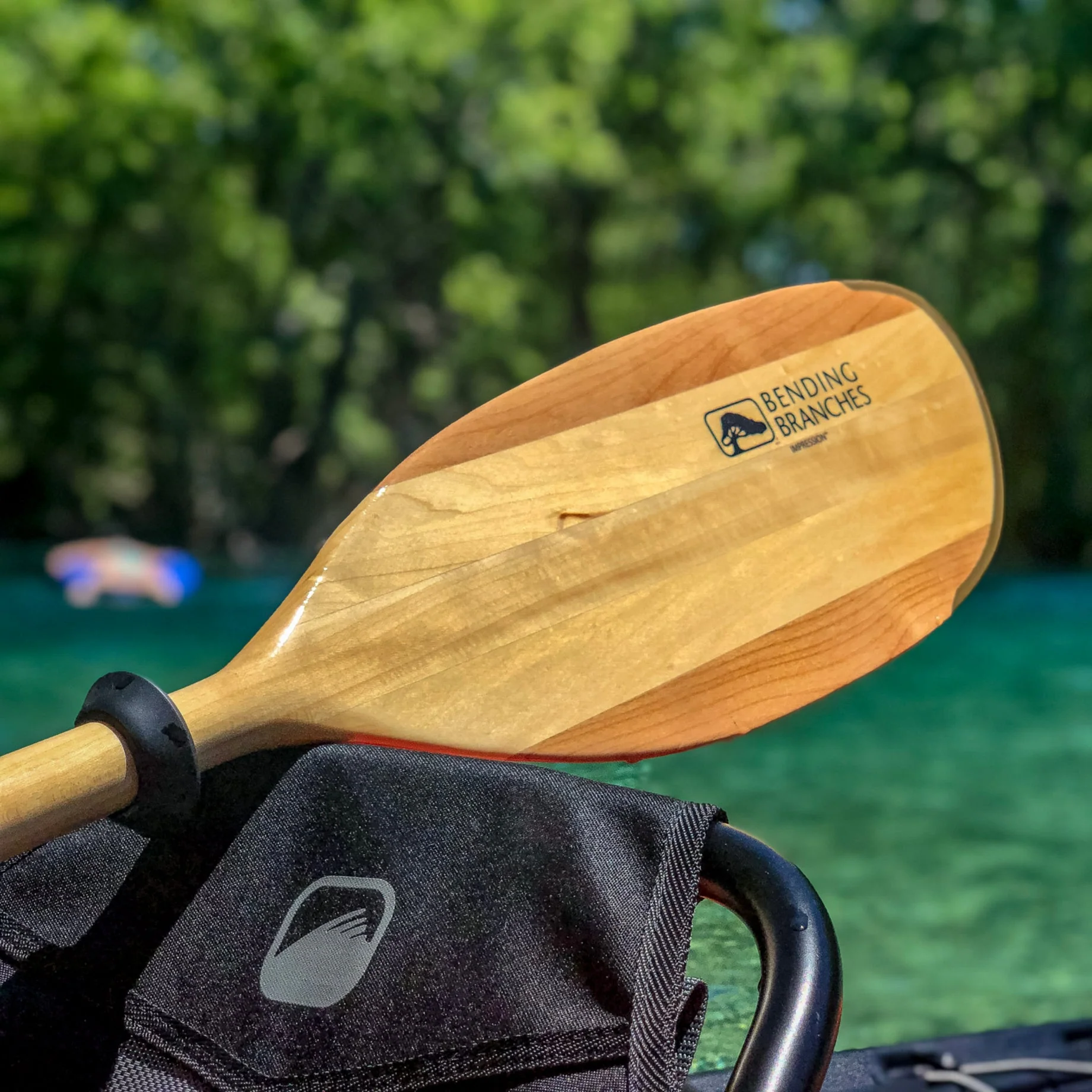 Bending Branches Impression Kayak Paddle - Image 3